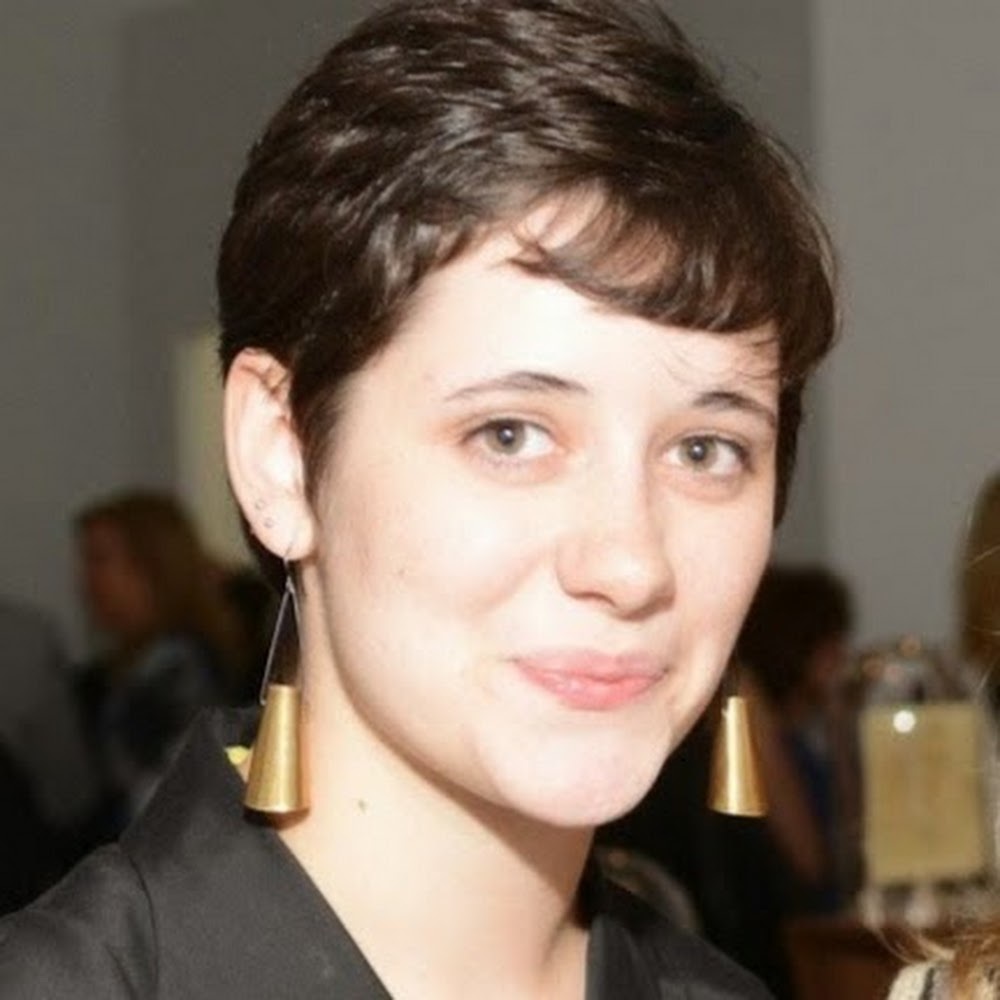 Meet your Posher, Frances